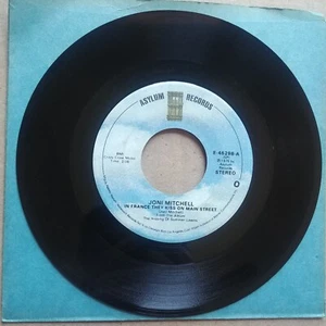 JONI MITCHELL In France They Kiss On Main Street 45 7" POP FOLK Record Vinyl - Picture 1 of 2