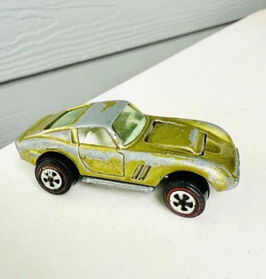 Johnny Lightning Topper 1969 Custom Ferrari Lime w White Interior 1/64 Diecast - Image 1 of 4