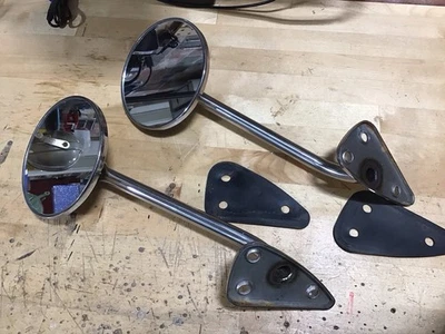 Camión Chevrolet/GMC 1947-72; cabezal de espejo retrovisor de puerta redonda; cromo; respaldo acanalado Foto 1 de 4