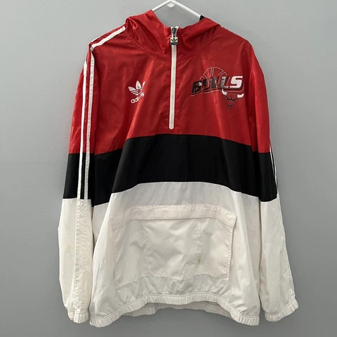 Chicago Bulls Jacket Mens Extra Large Red Black Adidas Windbreaker NBA - FLAWS Cover