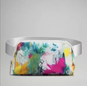 SOLD OUT! Rare NWT LULULEMON Everywhere Belt Bag O/S No Limits White Multi. - Picture 1 of 4
