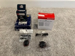 Honeywell, Altronix, Moose, Amseco and ATW security system / alarm parts - Picture 1 of 7