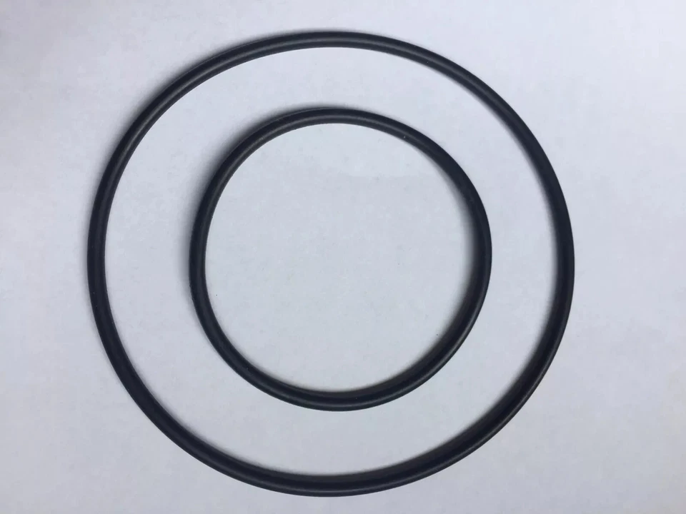 KIT 2 CINGHIE CHINON 2000 GL 8mm PROIETTORE MOTORE/MOVIMENTO PERNI BOBINE - Immagine 1 di 1