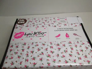 6-teiliges Luv Betsey von Betsey Johnson Cal King Lakenset Baby Knospen Blumen ~ Rosen  - Bild 1 von 6