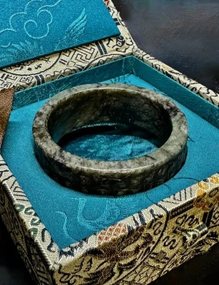 Pulsera de jade rara y hermosa de los Estados Combatientes y la dinastía Han en China Foto 1 de 4