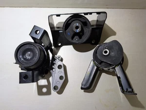 New Genuine Engine Mounting 11610-61PA0 11620-71LA0 11710-71LA0 Set Of 3 Piece - Picture 1 of 9