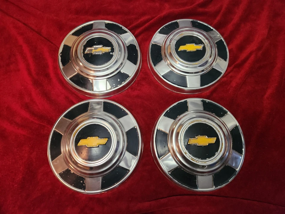 1973 Chevrolet Truck 12" Hubcaps 3/4 Ton Wheel Covers 75 76 77 78 79 1980 1987 - Image 1 of 1