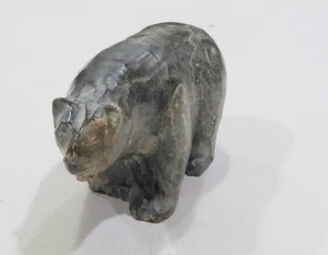Vintage soapstone carved eskimo made canada? Inuit artist signed bear figurine - Picture 1 of 9