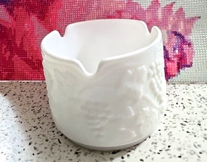 Vintage Imperial Glas Milchglas Ernte Traube geprägt Keramik rund Aschenbecher - Bild 1 von 3
