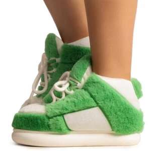 Women's Lace Up Fur Detail Closed Toe Sneaker Wild Diva Slippy-01 - Picture 1 of 49