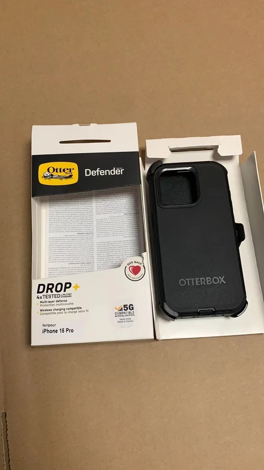 OtterBox Apple iPhone 15 Pro Defender Series Case BLACK includes holster clip