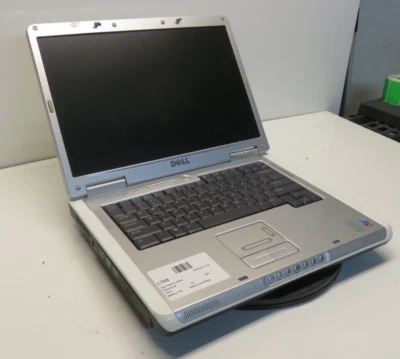 Unidad de disco duro Dell Inspiron 6000 Pentium M 1 GB Ram 500 GB Windows XP sin batería Foto 1 de 4