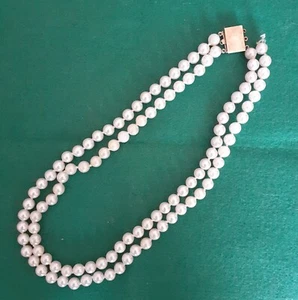 Collana Di Perle Sintetiche A Doppio Filo,scusta in argento - Foto 1 di 1