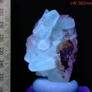 Calcite fluorescent crystals w/ phosphorescent afterglow LW & SW mineral 250ct - Picture 1 of 9
