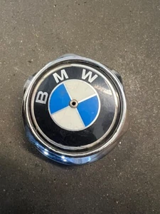 Momo/BMW Center Cap (P9123) app 4 inches across base - Picture 1 of 3