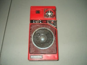 Red International Transistor Radio AM FM - Picture 1 of 2