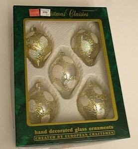 5 Weihnachtsklassiker Glas Ornamente Träne Tropfen Commodore matt Glitzer EUC CE - Bild 1 von 6