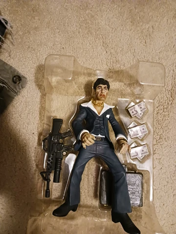 Mezco Toyz Al Pacino Scarface The Enforcer 10” Action Figure Cover