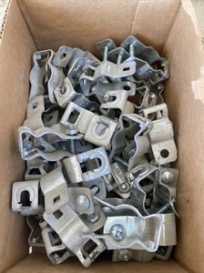 Appleton H50WB 1/2" Conduit Hanger with Bolt LoT Of 50 - Picture 1 of 2
