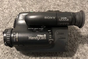 Sony Handycam NTSC/CCD-TR4 Black Handheld 6x Video8 Camera Recorder **UNTESTED** - Picture 1 of 7