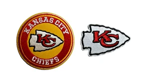 (2) Parche de hierro/coser bordado con logotipo del equipo Kansas City Chiefs de la NFL de 2,5 pulgadas - Imagen 1 de 5