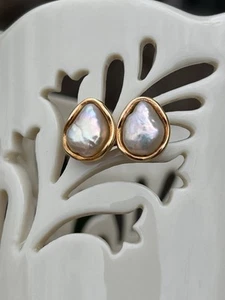Tiffany & Co 18K Gold Baroque Pearl Nugget Stud Earrings, 5 Grams - Numbered - Picture 1 of 24