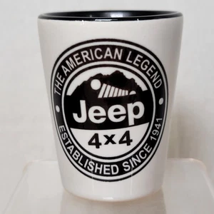 Jeep 4X4 B&W Keramik Schnapsglas - Bild 1 von 5