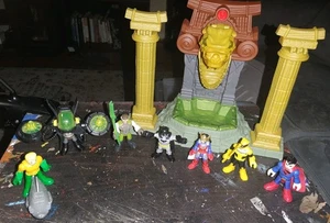 Imaginext Fisher Price Ra's Ooze Pit w/Batman, Ra’s al Ghul & Justice League - Picture 1 of 9