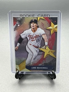 2025 Topps Update Stars of MLB #SMLB-70 Luke Keaschall (RC) - Minnesota Twins - Bild 1 von 2