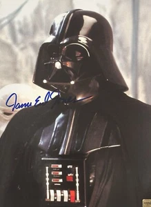 James Earl Jones 8x10 Signed Darth Vader Photo - Authenticated Autograph - Picture 1 of 4