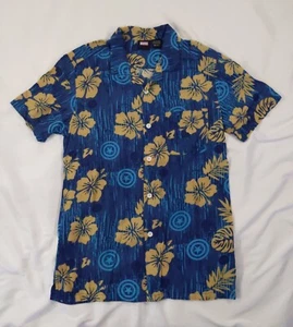 Marvel Hawaiian Shirt Size Small, Captain America Hawaiian Shirt Men's Button Up - Picture 1 of 3