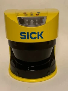 ESCÁNER LÁSER DE SEGURIDAD SICK S30A-6011DB S3000 - PN 1026401 - Imagen 1 de 9