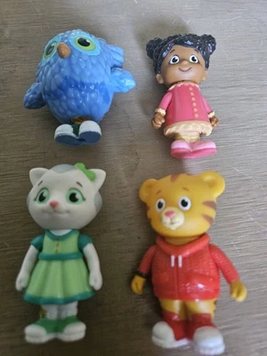 Figuras de amigos del vecindario de Daniel Tiger Foto 1 de 4