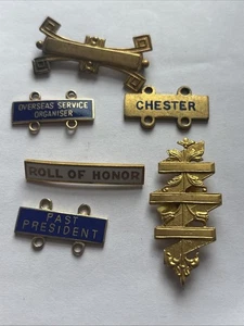 Mixed Lot Of Honour Metal Badges. - Foto 1 di 2