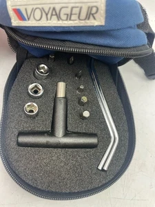 ⭐ Ensemble d'outils Voyager vélo bleu sous siège kit pochette de voyage avec tous les outils ⭐ - Photo 1/3