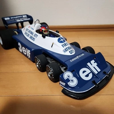 Tamiya 1/10 Tyrrell P34 RC blue and white battery box - Image 1 of 4