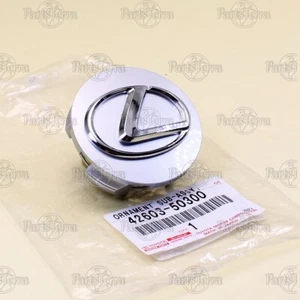 New Genuine OEM Lexus RX450H / IS250 / RX350 Wheel Center Cap Silver 42603-50300 - Picture 1 of 8