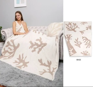 ComfyLuxe Coral Pattern Throw Blanket - Picture 1 of 6