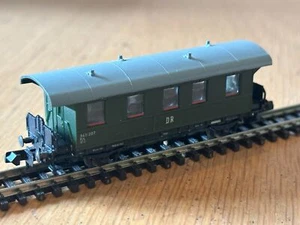 Piko 5-4135-010 - 4-Wheel Passenger Coach of the German DR - Picture 1 of 4