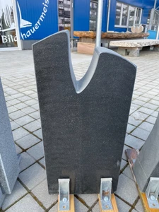 "Ulanio“ Grabstein Grabsteine Urnengrab Urnengrabstein Urnenstein Messerschmidt - Bild 1 von 5