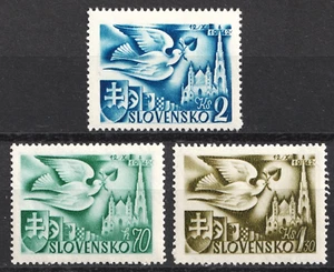 1942 Slovakia Slovensko Sc# 74-6 - Dove over St. Steven's Cathedral. MNH - Picture 1 of 1