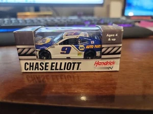 Coche NASCAR 2020 Chase Elliott #9 Martinsville Race Win Napa autopartes 1/64 - Imagen 1 de 5