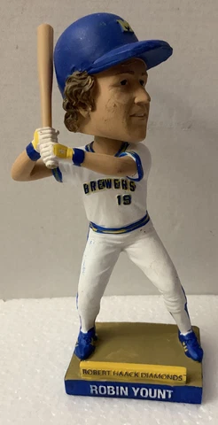 Robin Yount 2014 SGA Bobblehead Bobble Milwaukee Brewers Robert Haack Diamonds Cover