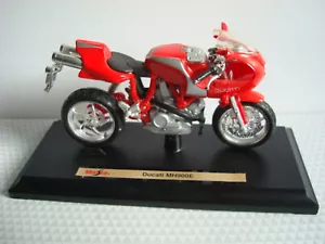 Ducati MH 900 E ( Hailwood ) Rot    -  Maisto 1:18  !! - Bild 1 von 2