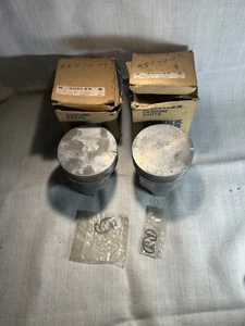 2 Pack OEM KOHLER Pistons PAIR !! 45 874 07 K341 .003 Over 45 074 37 OLD STYLE - Picture 1 of 10