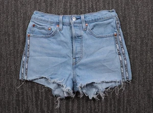 Levi's Premium 501 Button Fly Jeansshorts Damen 26 Band Streifen helle Waschung - Bild 1 von 12