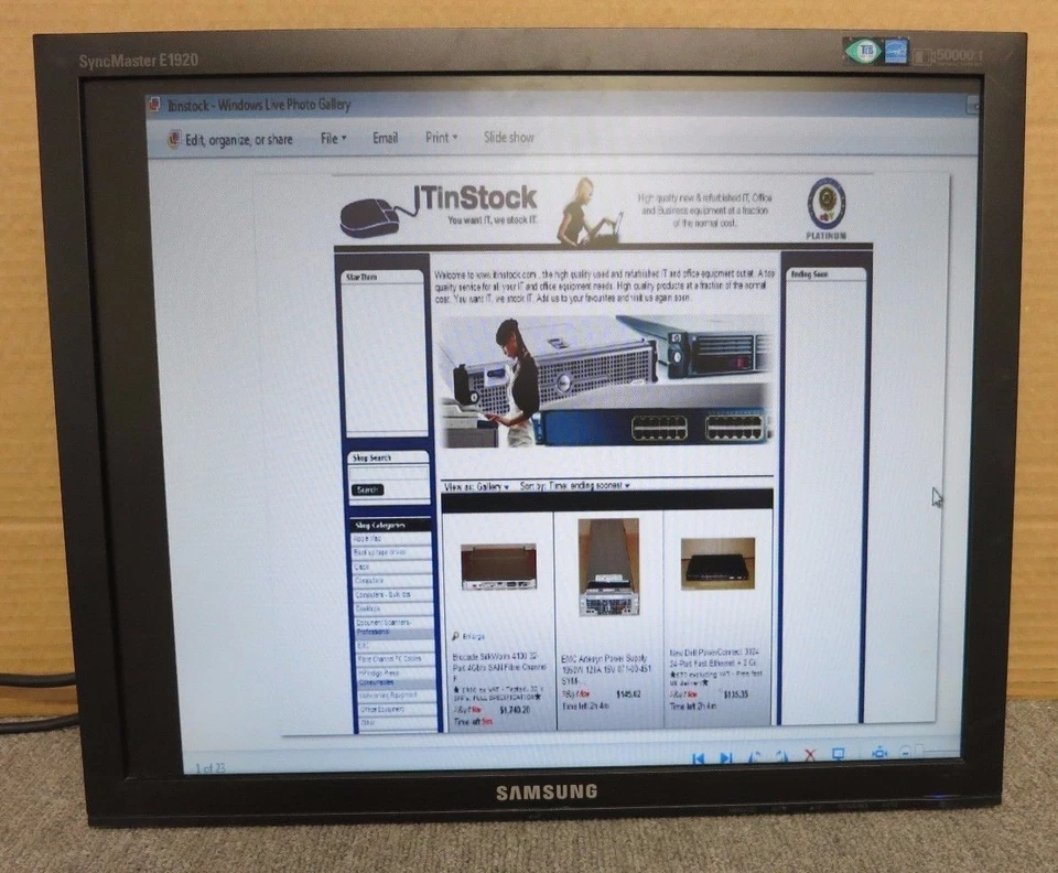 Samsung Syncmaster E1920R LS19CLBSB/EN 19" LCD TFT Monitor With No Stand - Image 1 of 3