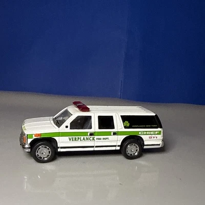 Code 3 1:64 GMC Suburban Loose No Mirrors Verplanck Fire Chief - Image 1 of 4