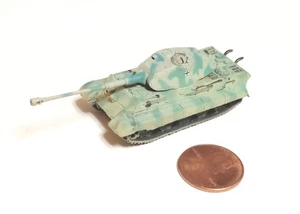 Takara 1/144 World Tank Museum 5. Deutscher Königstiger (mit Porsche Turm) (#86) - Bild 1 von 3
