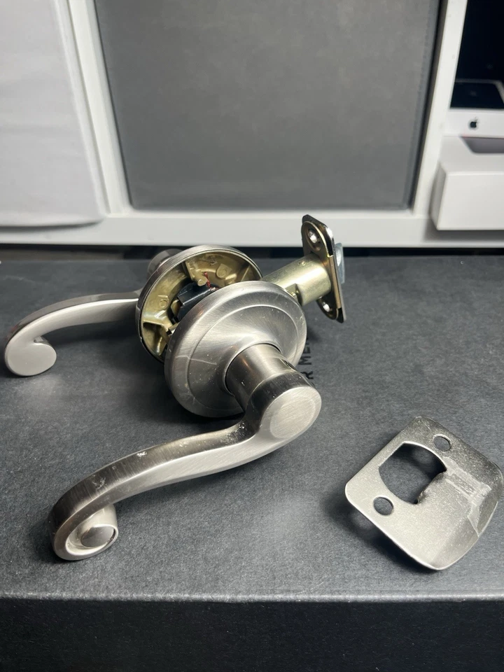 Juego de palancas de puerta comercial sin cerraduras Foto 1 de 3